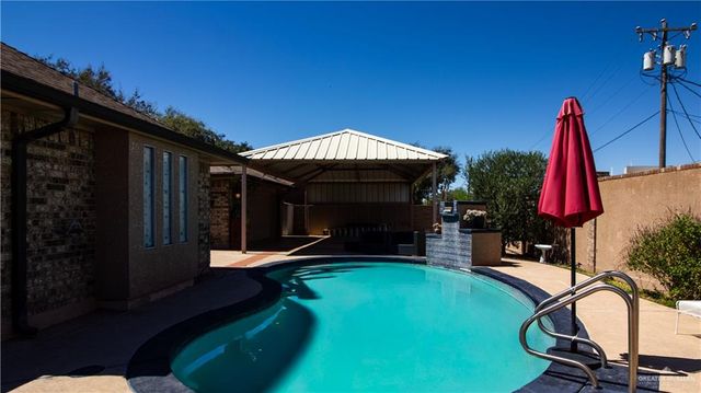 100 W Marigold Avenue, Mcallen, TX 78501