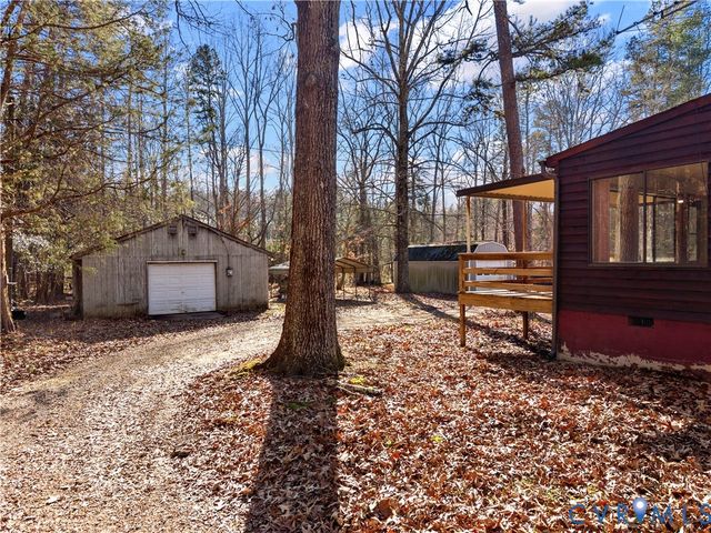 4905 Old Buckingham Rd, Powhatan, VA 23139