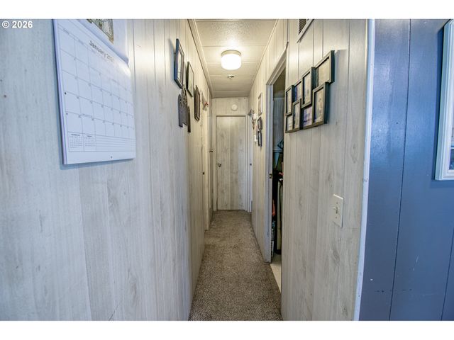 1415 S BERTELSEN Rd 34, Eugene, OR 97402