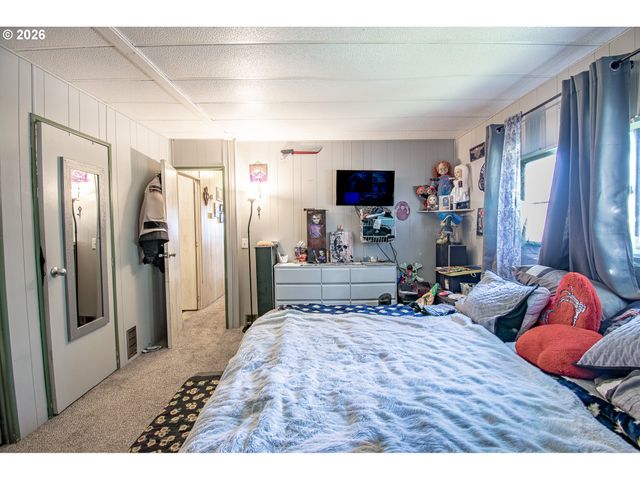 1415 S BERTELSEN Rd 34, Eugene, OR 97402