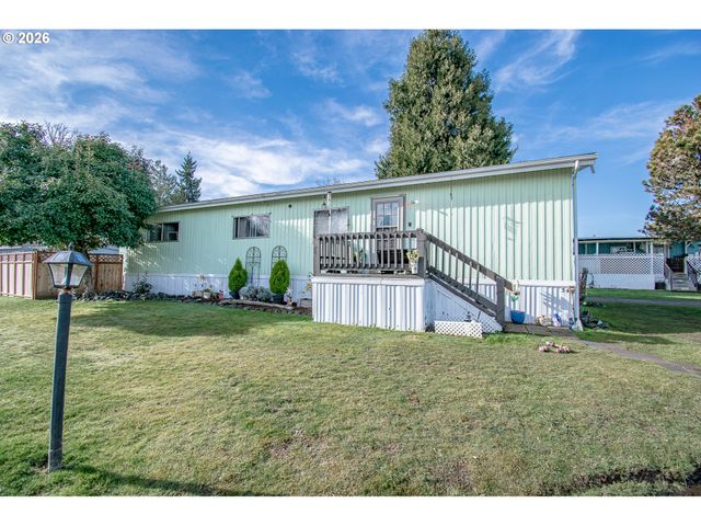 1415 S BERTELSEN Rd 34, Eugene, OR 97402