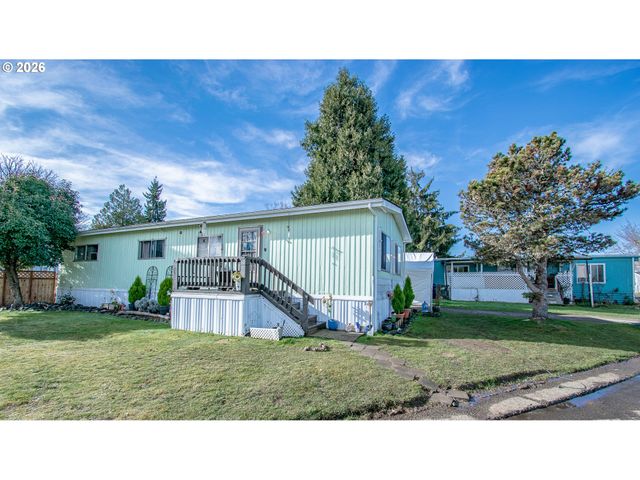 1415 S BERTELSEN Rd 34, Eugene, OR 97402