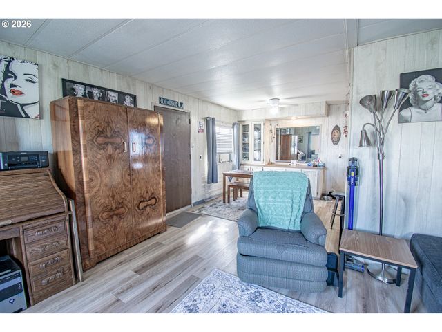 1415 S BERTELSEN Rd 34, Eugene, OR 97402