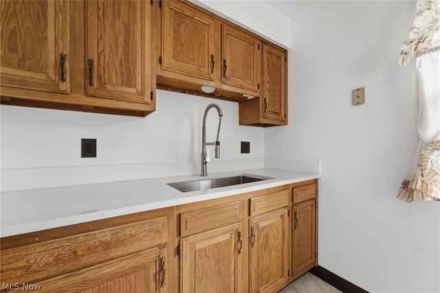 2922 Columbus Avenue, Ashtabula, OH 44004