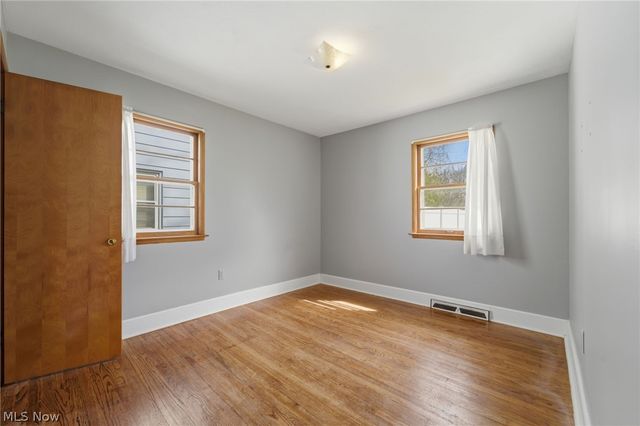 2922 Columbus Avenue, Ashtabula, OH 44004