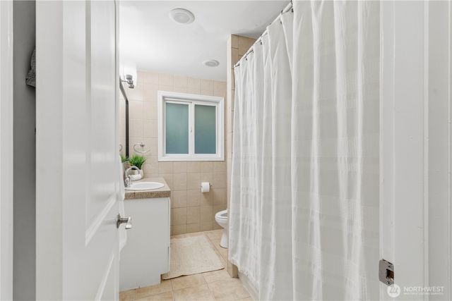 13054 30th Avenue NE, Seattle, WA 98125