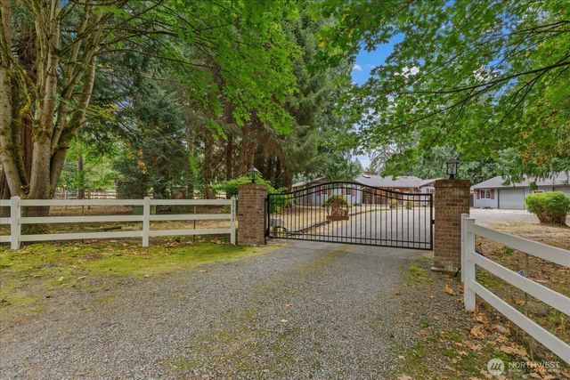 29832 Kent Black Diamond Road SE, Kent, WA 98042