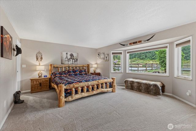 29832 Kent Black Diamond Road SE, Kent, WA 98042