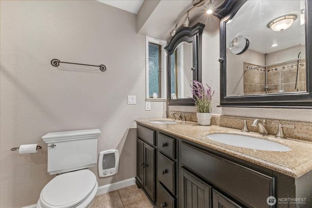 29832 Kent Black Diamond Road SE, Kent, WA 98042