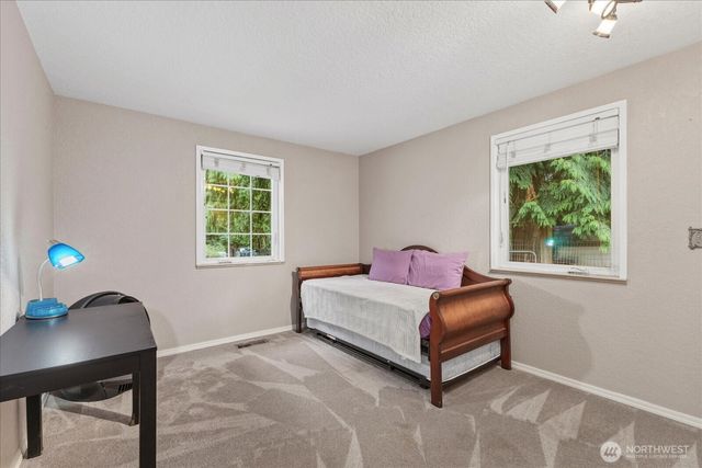 29832 Kent Black Diamond Road SE, Kent, WA 98042