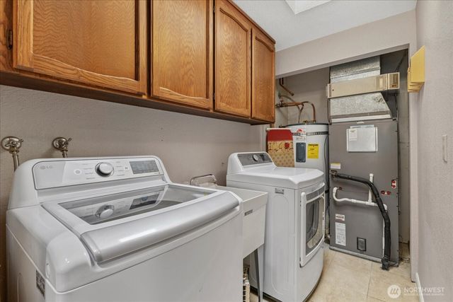 29832 Kent Black Diamond Road SE, Kent, WA 98042