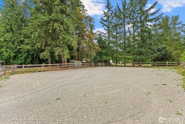 29832 Kent Black Diamond Road SE, Kent, WA 98042