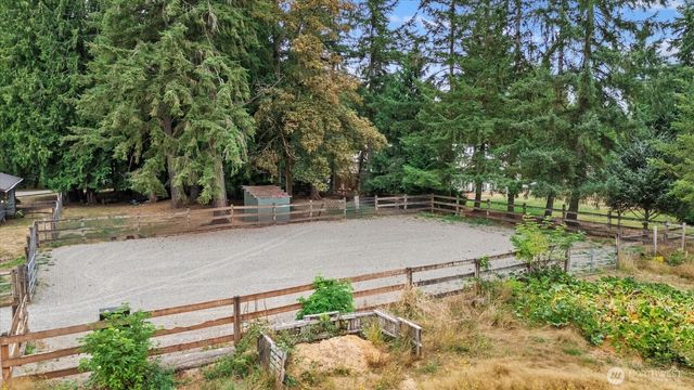29832 Kent Black Diamond Road SE, Kent, WA 98042