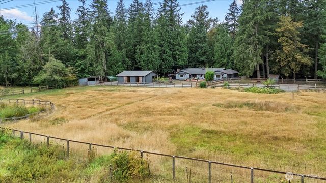 29832 Kent Black Diamond Road SE, Kent, WA 98042