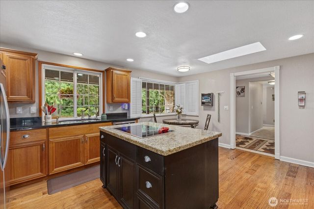 29832 Kent Black Diamond Road SE, Kent, WA 98042