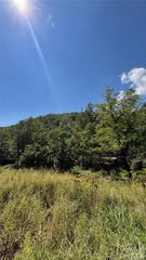 188 Velvis Hollifield Road, Spruce Pine, NC 28777