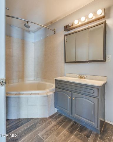 605 Franklin Street, Johnson City, TN 37604