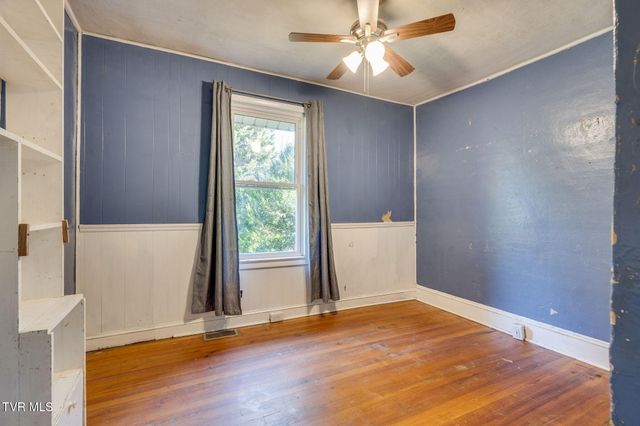 605 Franklin Street, Johnson City, TN 37604