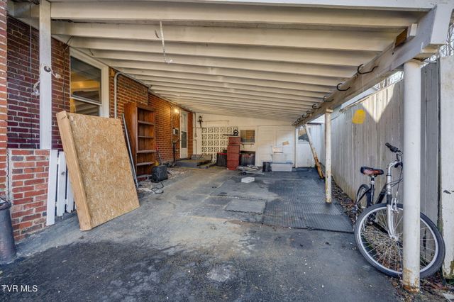 605 Franklin Street, Johnson City, TN 37604