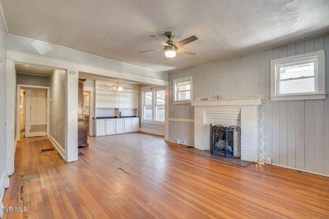 605 Franklin Street, Johnson City, TN 37604