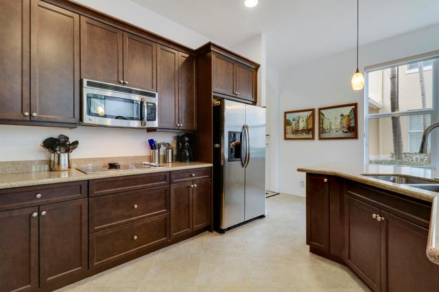 1083 Piccadilly Drive, Palm Beach Gardens, FL 33418