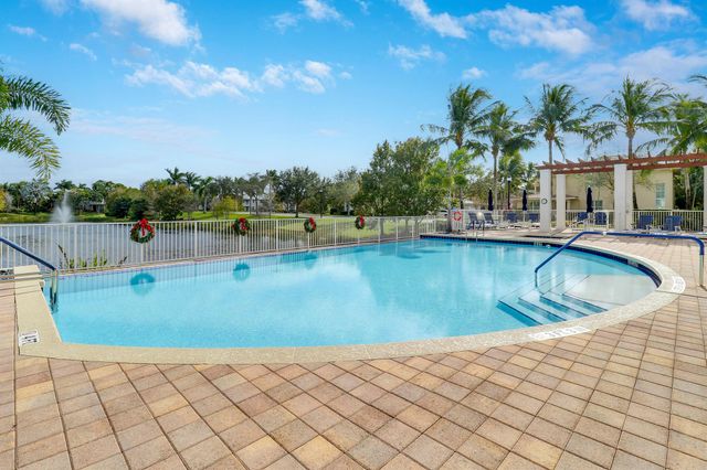 1083 Piccadilly Drive, Palm Beach Gardens, FL 33418