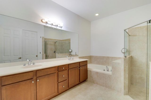 1083 Piccadilly Drive, Palm Beach Gardens, FL 33418