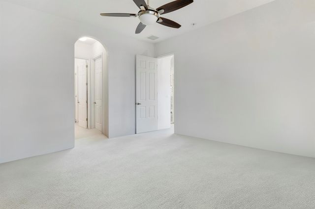 1083 Piccadilly Drive, Palm Beach Gardens, FL 33418