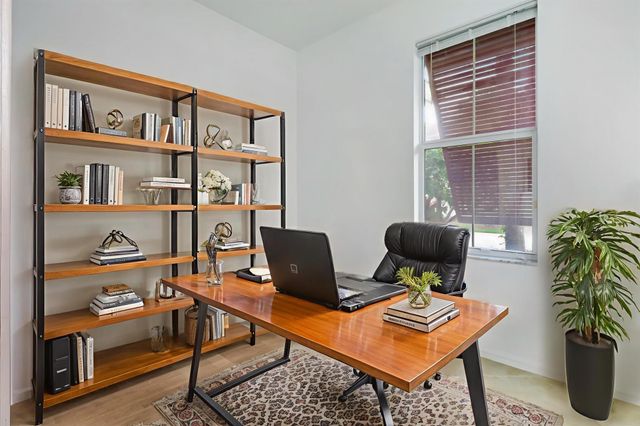 1083 Piccadilly Drive, Palm Beach Gardens, FL 33418