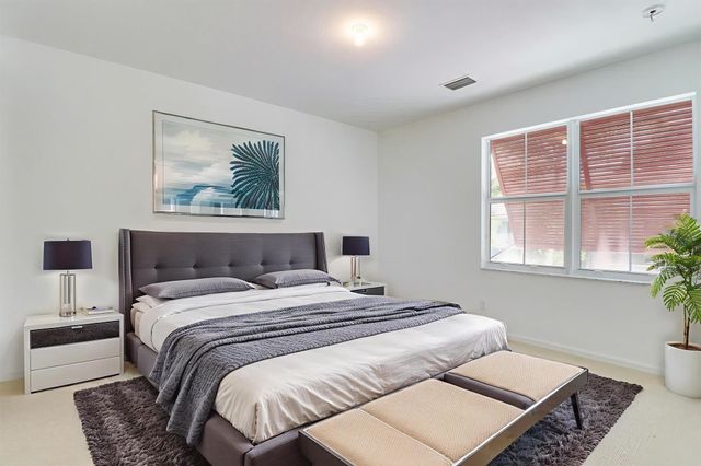 1083 Piccadilly Drive, Palm Beach Gardens, FL 33418