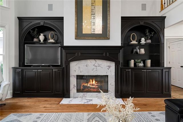 765 Falls Landing Court, Alpharetta, GA 30022