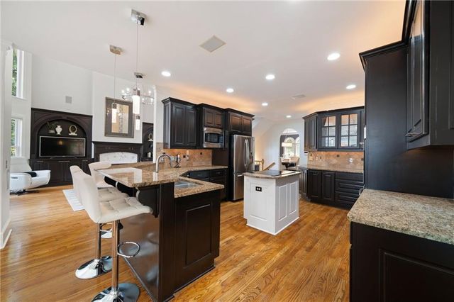 765 Falls Landing Court, Alpharetta, GA 30022
