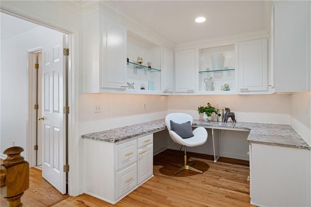 765 Falls Landing Court, Alpharetta, GA 30022