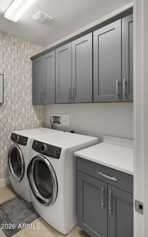 5957 E SALTER Drive, Phoenix, AZ 85054