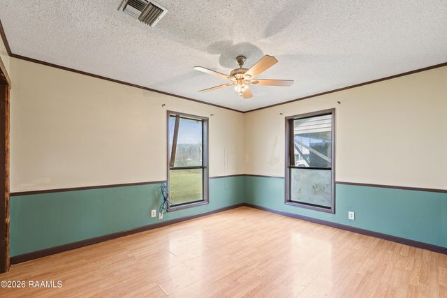 1008 Dupuis Street, Breaux Bridge, LA 70517