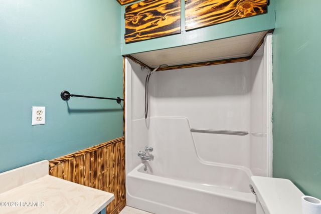 1008 Dupuis Street, Breaux Bridge, LA 70517