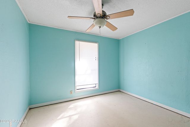 1008 Dupuis Street, Breaux Bridge, LA 70517