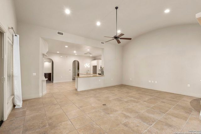 6710 Ghia Lane, San Antonio, TX 78257