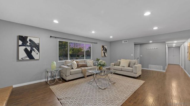 24928 Via Lopez, Ramona, CA 92065