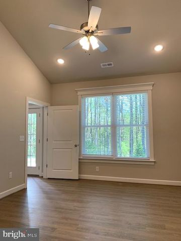 5627 FINLEY ROSE CT, Fredericksburg, VA 22407