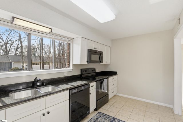 105 Briarview Circle, Greenville, SC 29615