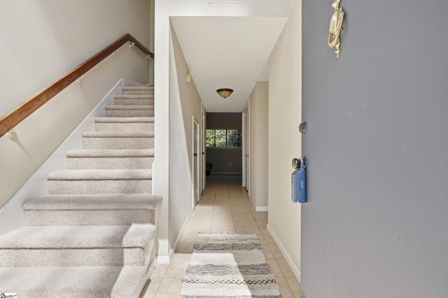 105 Briarview Circle, Greenville, SC 29615