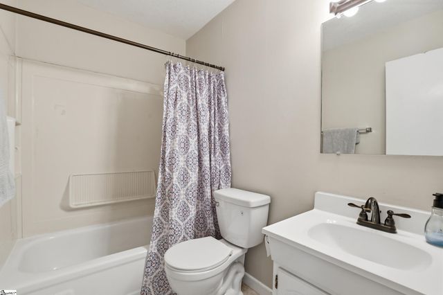 105 Briarview Circle, Greenville, SC 29615