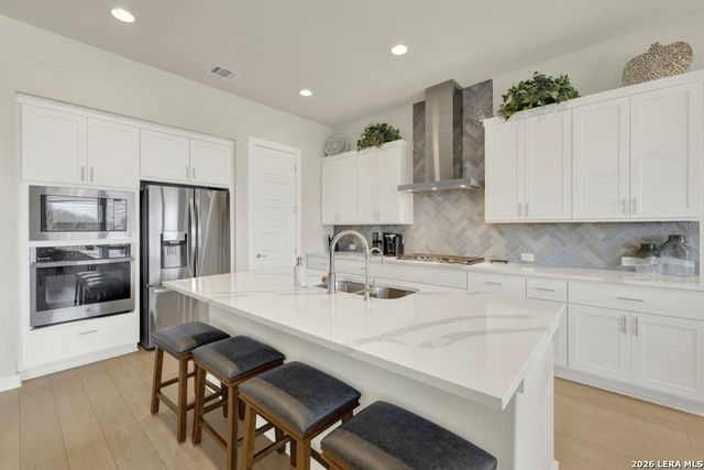 1512 NEUMANN'S PT., New Braunfels, TX 78132