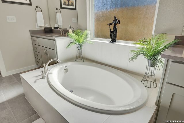 1512 NEUMANN'S PT., New Braunfels, TX 78132