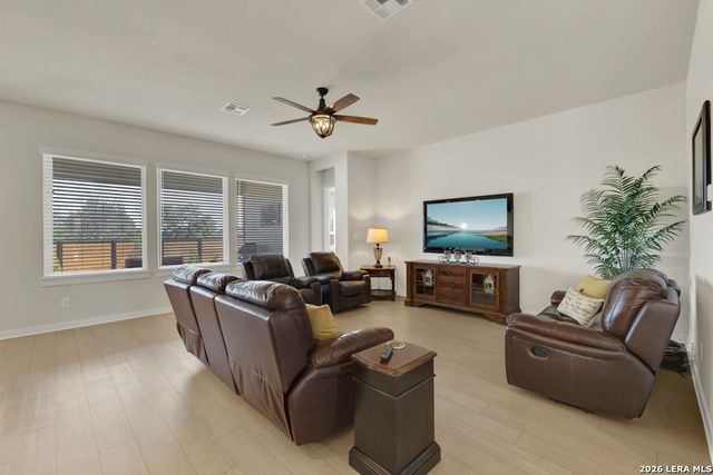 1512 NEUMANN'S PT., New Braunfels, TX 78132