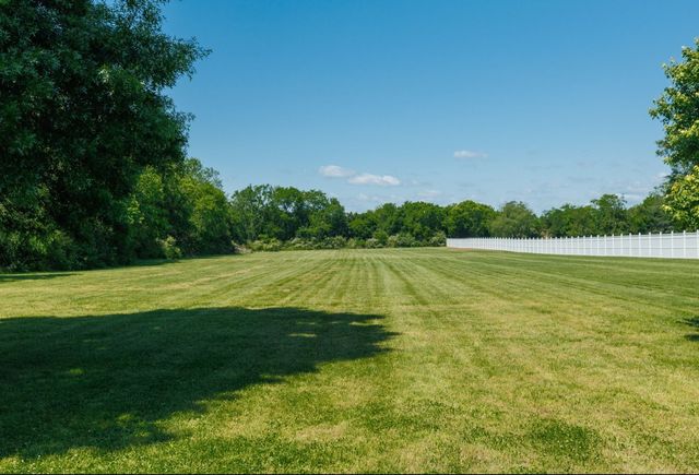 1916 S Mount Juliet Rd, Mount Juliet, TN 37122