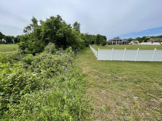 1916 S Mount Juliet Rd, Mount Juliet, TN 37122