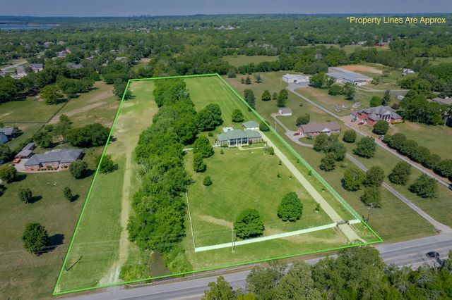 1916 S Mount Juliet Rd, Mount Juliet, TN 37122