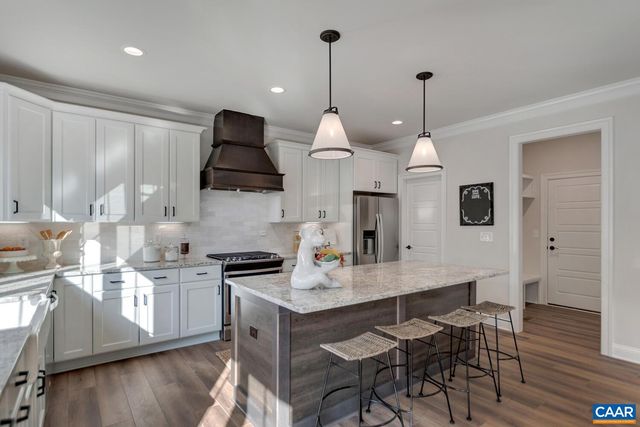 39 BORTHWICK ST, Crozet, VA 22932